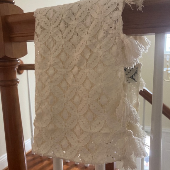 Off-white Infinity Scarf - Picture 6 of 9